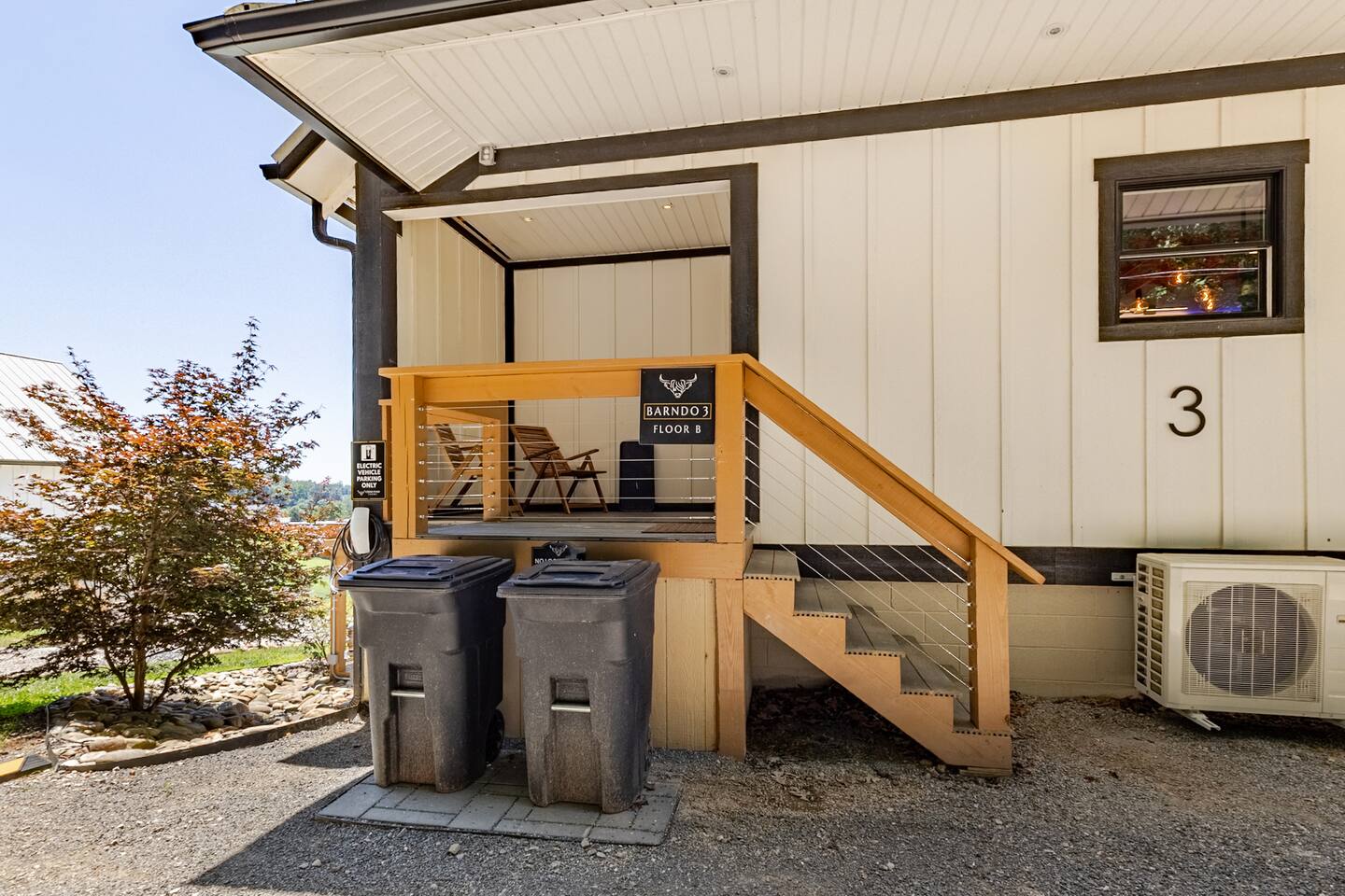 Barndo 3B · Three-bedroom house at Cedar Pond Farms — three-bedroom barndominium lodging on the farm, with the Highland herd a short walk away.